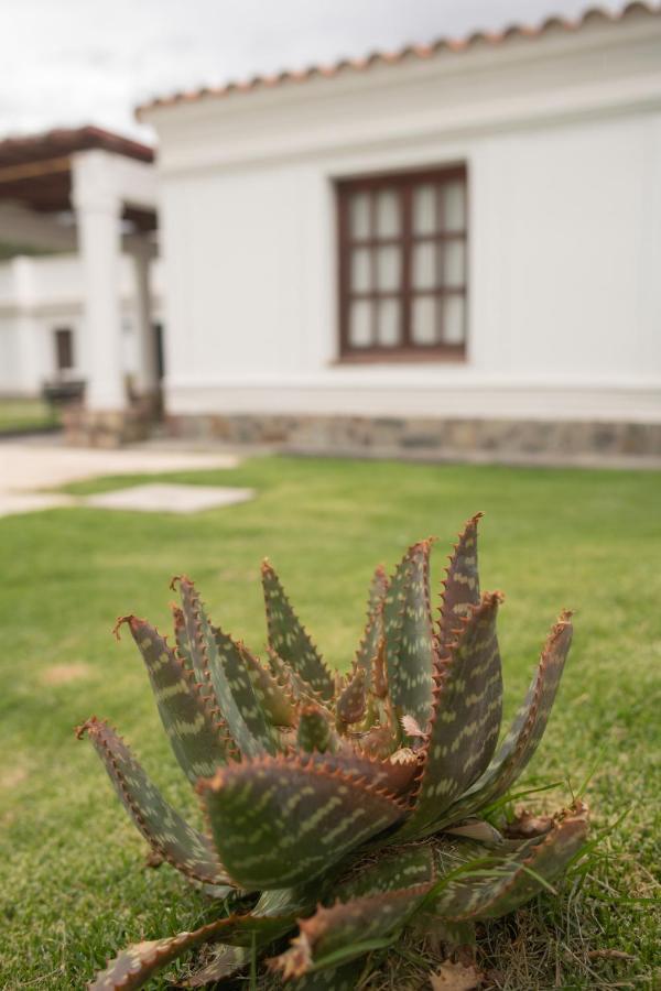 Hotel Tampu Cachí Exterior foto